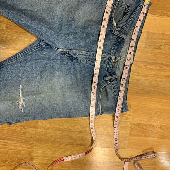 Lee Jeans Women Distressed Lightwash Regular Fit Midrise 38x29‎ - Picture 8 of 8